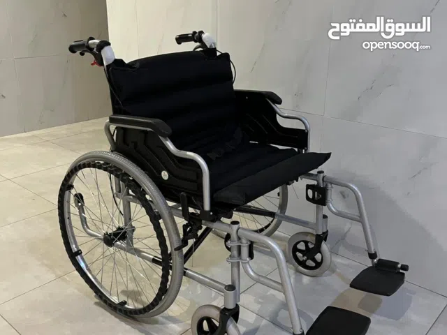 Excellent Condition Heavy-Duty Adult Foldable Wheelchair, Wide Seat & Cushion