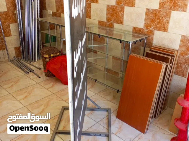 مستلزمات وديكورات محلات