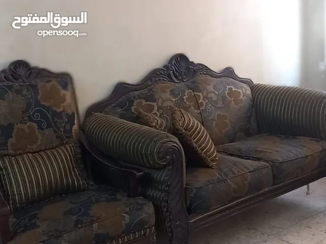 طقم كنب 9 مقاعد مستعمل اقرا الوصف