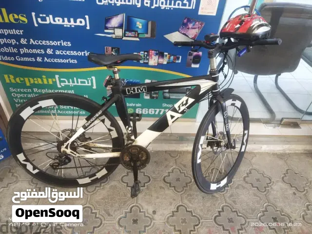 Bicycle in Excellent Condition + Full Accessory Bundle
