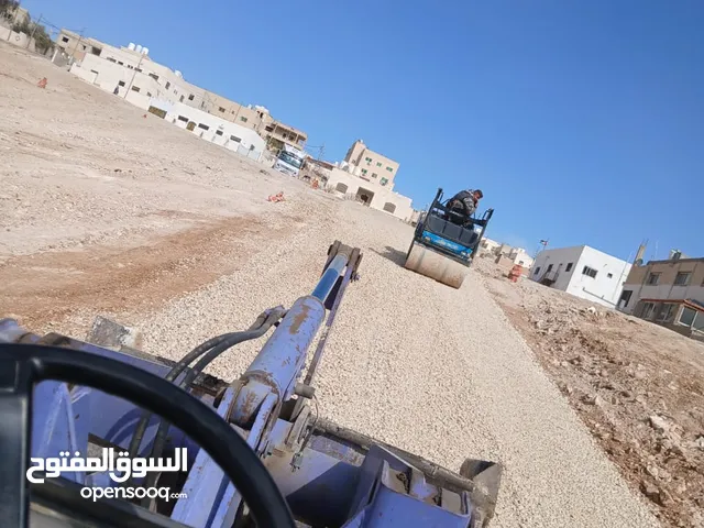 تأجير مداحل جرافات صغيره