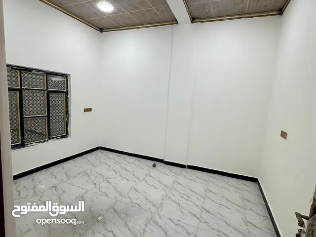 120 m2 2 Bedrooms Apartments for Rent in Basra Briha