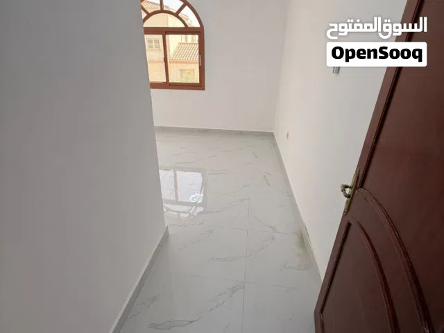 120 m2 1 Bedroom Apartments for Rent in Abu Dhabi Muroor Area