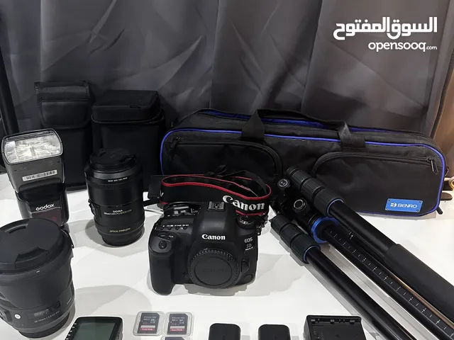 Canon 5D Mark IV DSLR Kit + Sigma 24-70mm & Macro 100mm Lenses + Accessories – Excellent Condition!