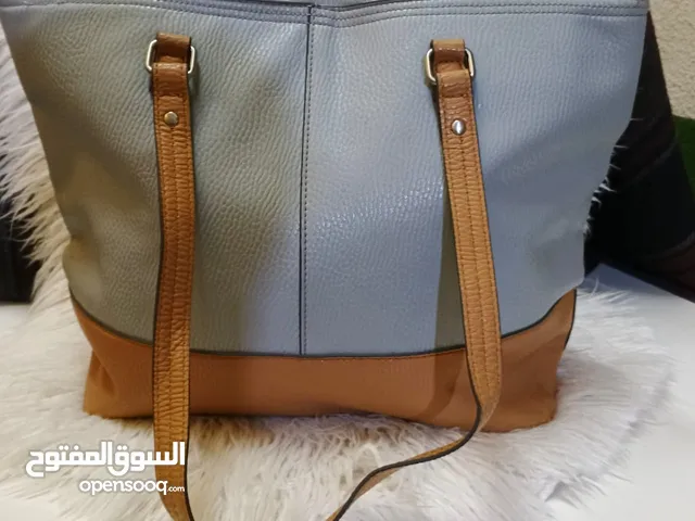 حقائب نسائيه جلد نوعيه تقيله وممتازه