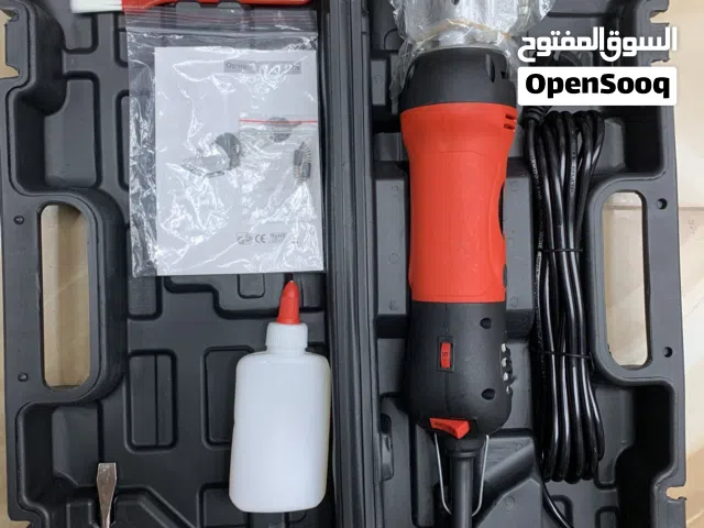 يتوفر لدي مكائن حلق المواشي