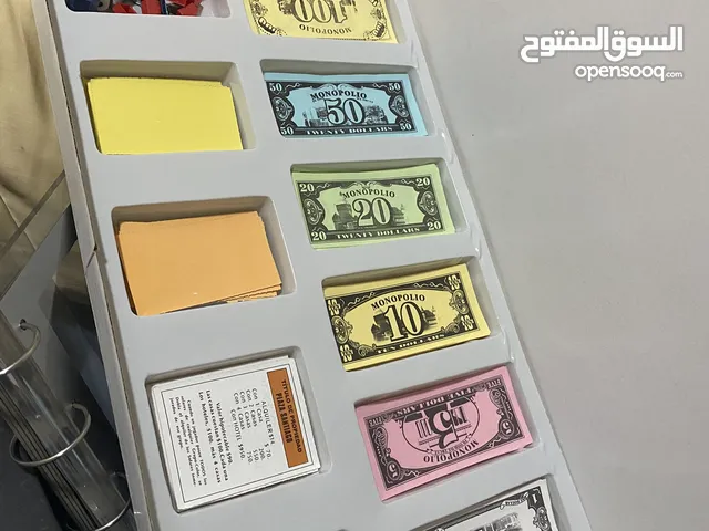 مونوبوليو بحالة ممتازة كالجديد