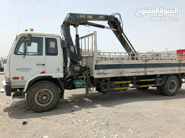 10 ton Hiab truck for rent . with Hiab crane, شاحنة ونش هياب 10 طن للإيجار. مع رافعة هياب