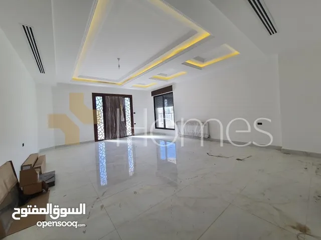 250 m2 4 Bedrooms Apartments for Sale in Amman Hjar Al Nawabilseh