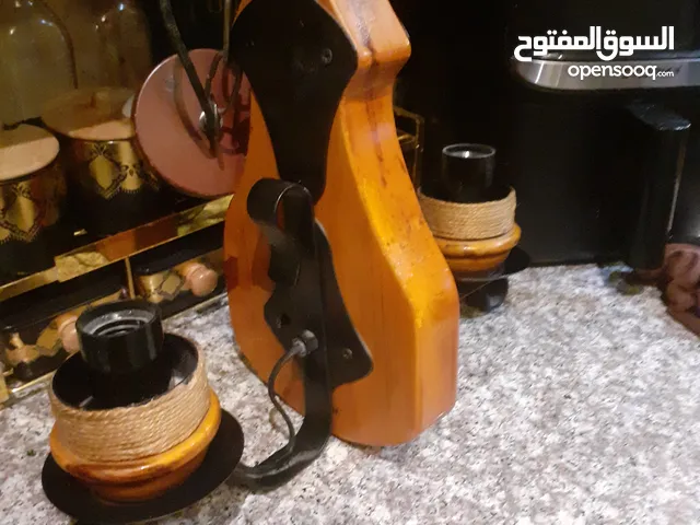 ثريا خشب اجنبي من اسبانيا علي شكل كامان