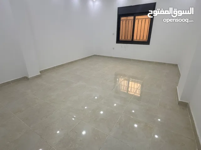 170 m2 3 Bedrooms Apartments for Sale in Aqaba Al Sakaneyeh 9