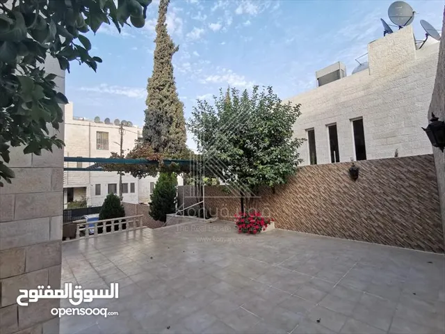 820 m2 More than 6 bedrooms Villa for Sale in Amman Abdoun