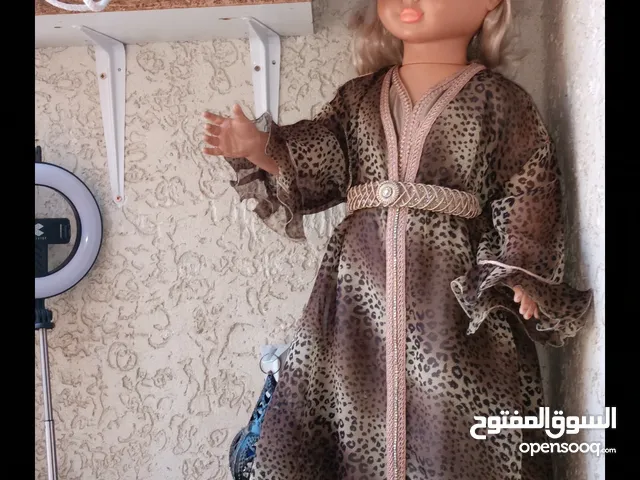 takchita deux pièces en mousseline la haute couture couleur tigré .age 4_5 ans