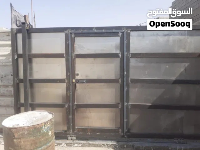 حداد أبواب وشبابيك