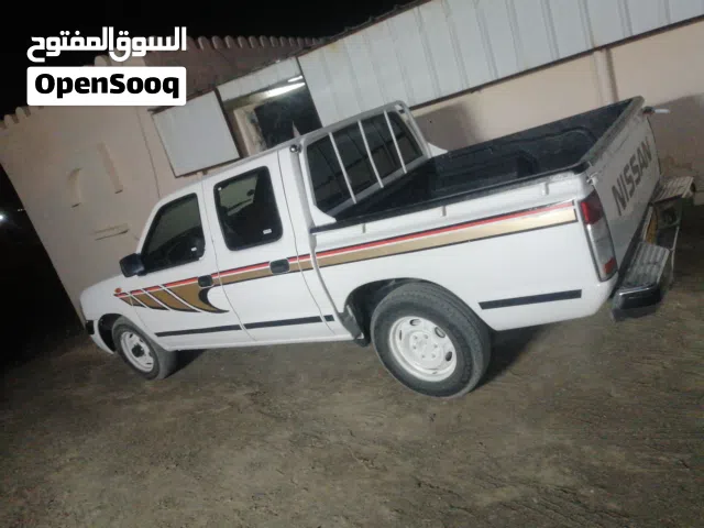 2012 نيسان داتسون