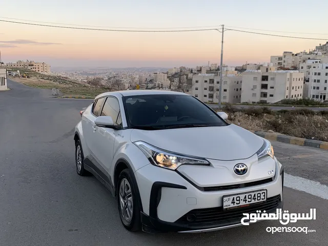 Toyota CHR Izoa 2020 فل كهربا فحص كامل  للبيع كاش فقط فيها مجال اشي بسيط