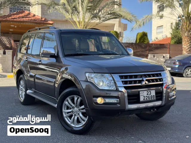 2016V6 GLS Pajero Mitsubish ميتسوبيشي باجيرو بحالة الوكالة