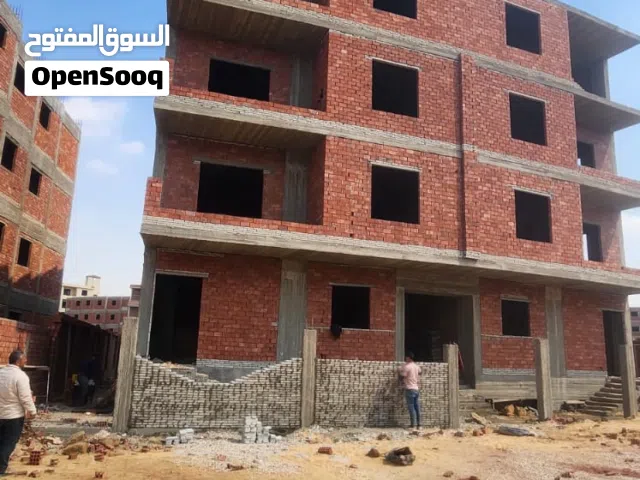 شقه للبيع بالتجمع الخامس الحي التكميلي تاني نمره من التسعين الشمالى