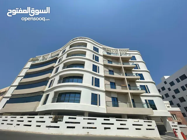 2 BR Amazing Flat with Rooftop Pool in Qurum