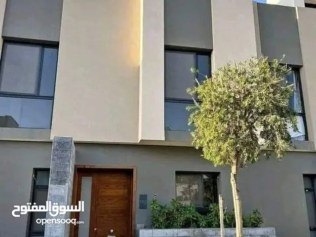 340 m2 4 Bedrooms Villa for Sale in Cairo Shorouk City