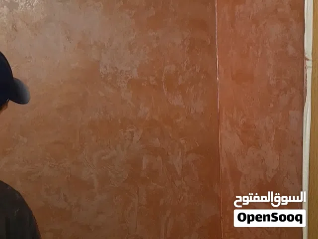 نعمل على تنفيذ أعمال الأصباغ  والتصميم الداخلى والديكورات دهانات . تركيب بديل خشب وبديل الرخام.
