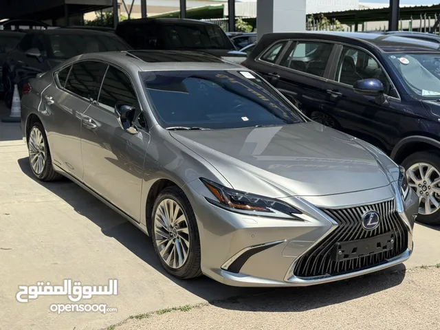 Luxes ES300h Ultra اعلى صنف 2021