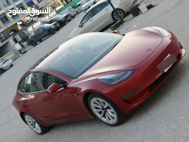 Tesla model 3 2022 standard plus/7 جيد / اتوسكور A/ عداد قليل كاش وبالاقساط
