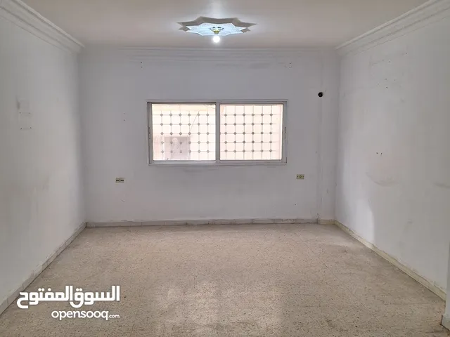 110m2 2 Bedrooms Apartments for Sale in Zarqa Al Zarqa Al Jadeedeh