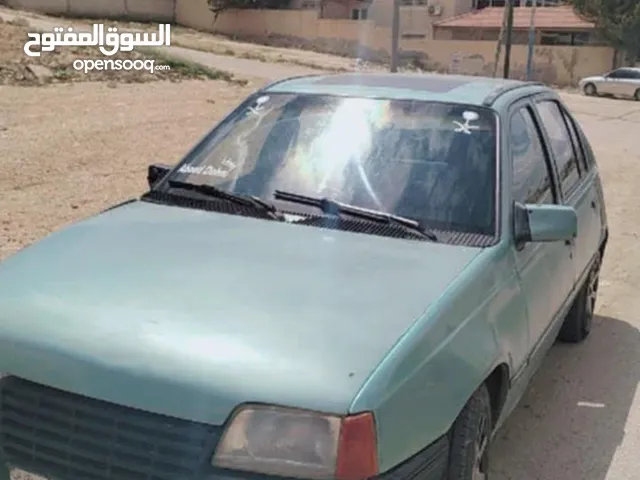 مطلوب جنط 14 حديد مع كوشوك نص عمر للبدل ع جنط حديد13 كوشوك نص عمر قرررريب البراغي