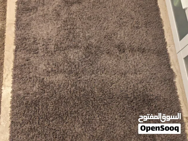 سجاد منوع بحالة ممتازة للبيع