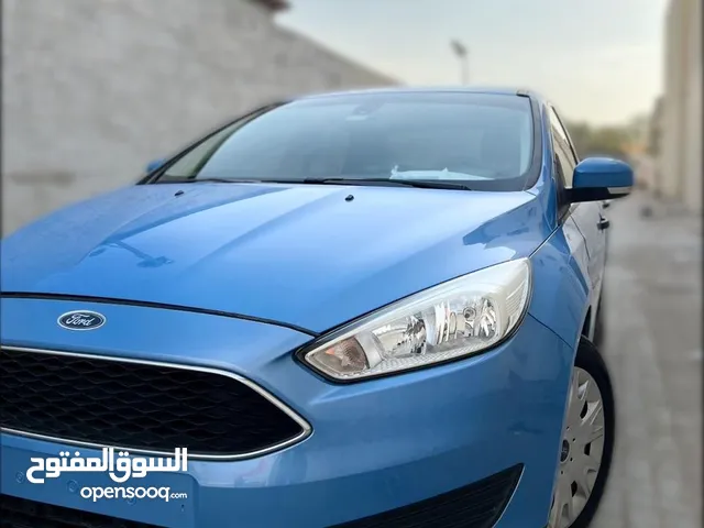 Ford focus for sale (very clean)