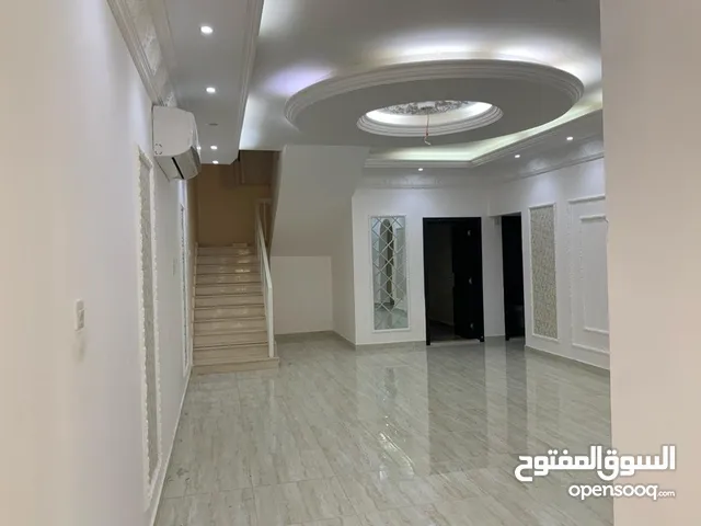 0 m2 5 Bedrooms Villa for Rent in Al Ain Zakher