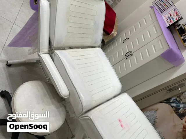 سرير للبشرة + مقعد