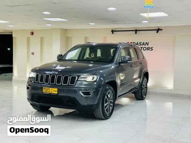 2019 Jeep Grand Cherokee Laredo