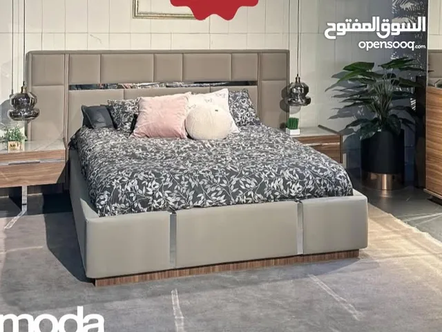 تخت مجوز جديد مع فرشة وسكملات