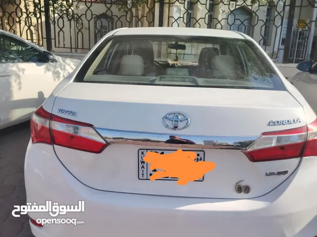 تيوتا كرولا 2015 للبيع 1600 سي سي حاله جيده جدا مكينه قير تكييف ممتاز
