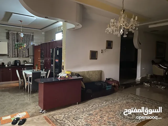 300 m2 More than 6 bedrooms Townhouse for Sale in Tripoli Souq Al-Juma'a