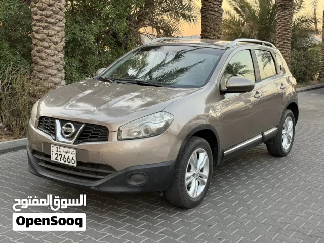 2012 نيسان قشقاي LE