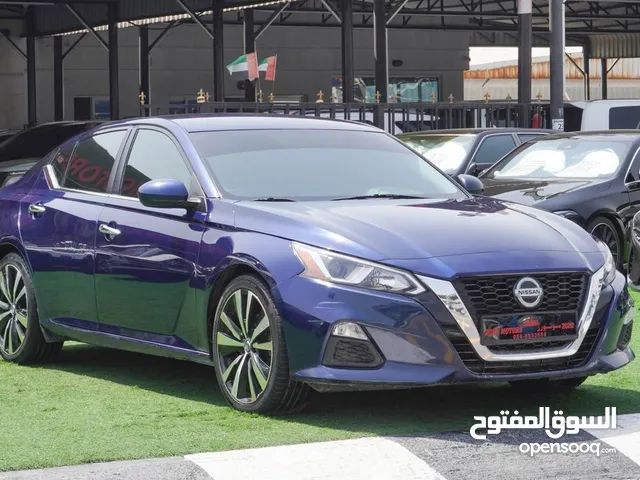 Used Nissan Altima in Ajman
