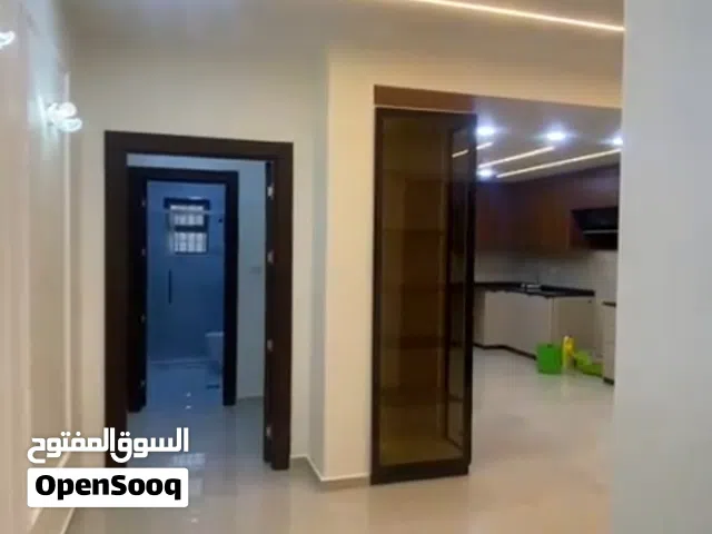 بيت مستقل شبه فيلا طابقين في ضاحية المدينة المنورة