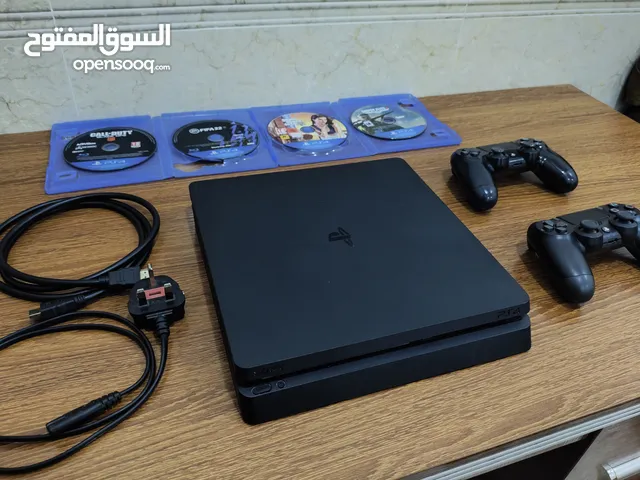 بلي4 سلم اونلاين مستخدم نضيف معة جوستك اصلية وعادية واقراص اربعة شغالات ذاكرة التخزين 500GB