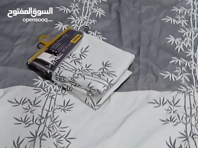 ستائر غير مستعمله