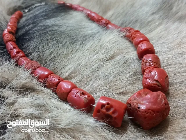 عقد مرجان انتيك