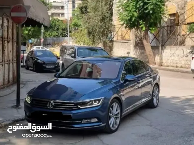 باسات b8 R line