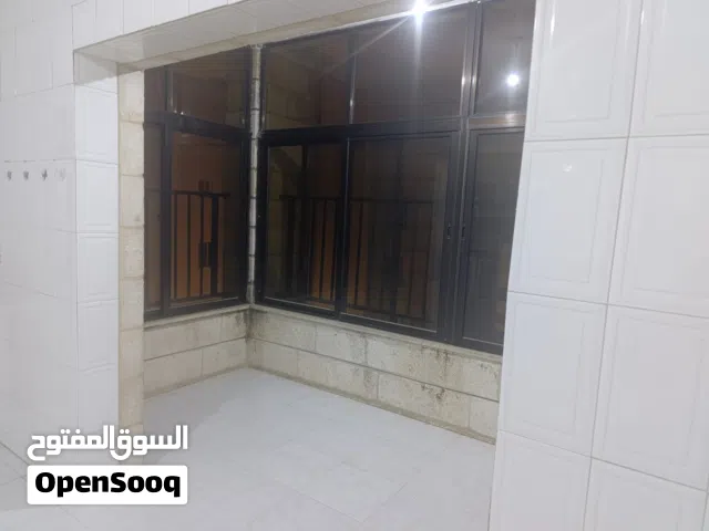 195 m2 3 Bedrooms Apartments for Sale in Amman Um Uthaiena
