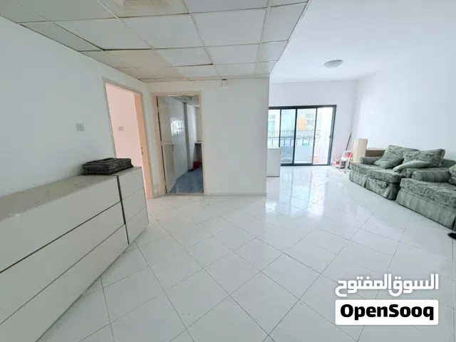 1860 ft² 2 Bedrooms Apartments for Rent in Sharjah Al Majaz