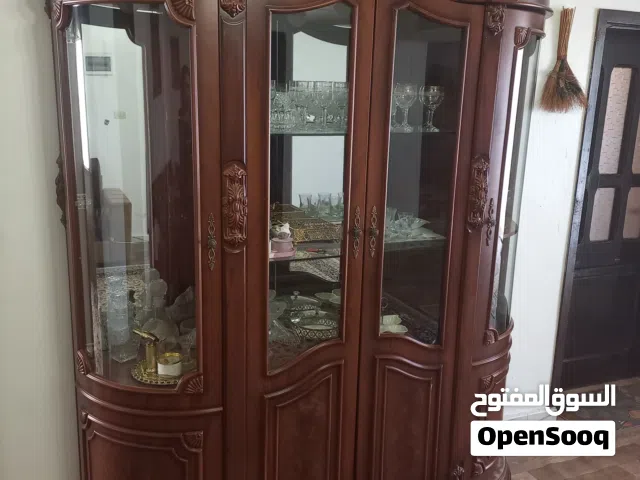 بوفية للبيع استعمال نظيف جدا