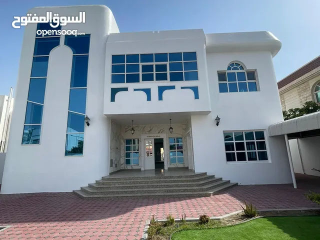 100 m2 5 Bedrooms Villa for Rent in Sharjah Al-Falaj