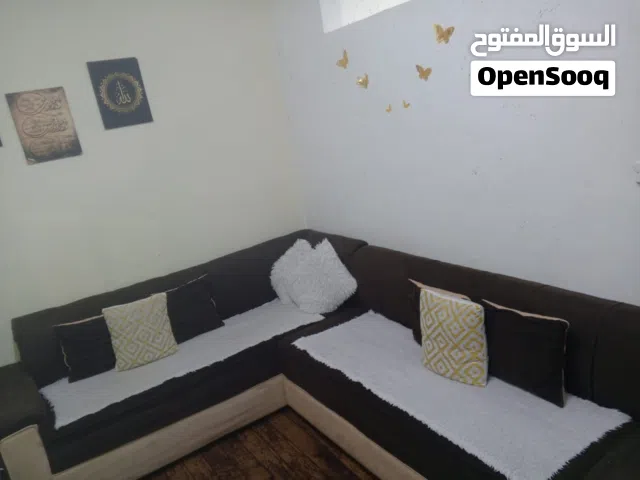 طقم كنب مستعمل بحاله جيده للبيع