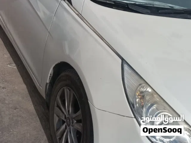 Hyundai Sonata 2011 model